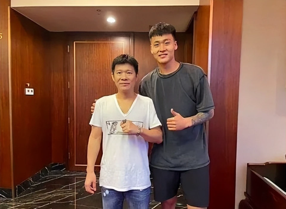 如何在比赛中发现和发展球员潜力_1